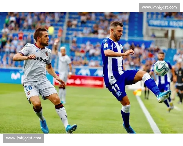 半场战报：布季米尔双响逆转，奥萨苏纳 2-1 塞尔塔