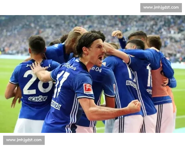 五连胜紧咬榜首！沙尔克 04 重返德甲？穆斯利奇的逆袭之路