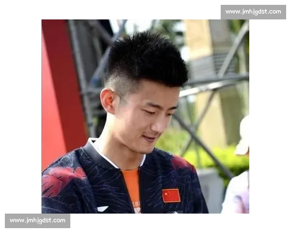 谌龙王适娴红石峡闲步:笔墨与初心的邂逅 谌龙王适娴红石峡闲步:笔墨与初心的邂逅