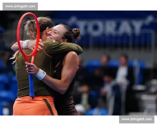 泛太赛女双：巴博斯 斯特凡尼 6-46-3 夺冠